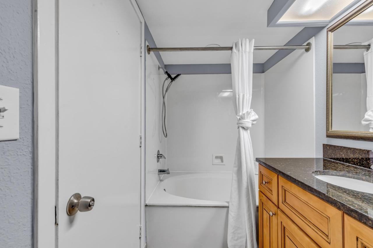 Beach-Side Condo W Pools Миртъл Бийч Екстериор снимка